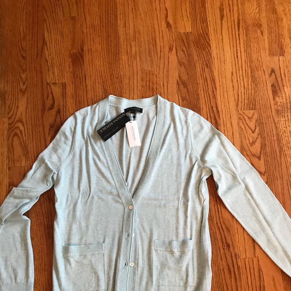 Banana Republic 90% cotton 10% cashmere cardigan
